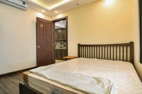 Cozy 01 bedroom apartment for rent in Truc Bach, Ba Dinh, Hanoi