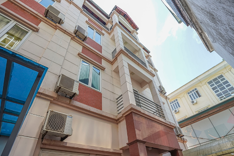 Nice house for rent in Tay Ho with 4 bedrooms, 4 private bathrooms