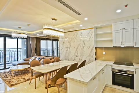 Modern 3 bedroom apartment with city views for rent in Xuan Dieu, Tay Ho, Hanoi