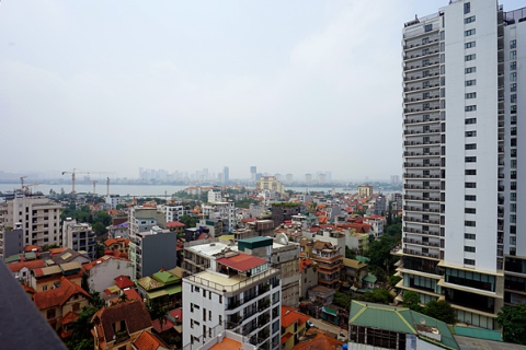 Lake view 3 bedroom apartment for rent in D' Le Roi Soleil, Tay Ho, Hanoi