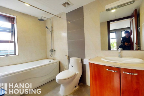 Stunning 1  bedroom apartment for rent in Dao Tan, Ba Dinh district