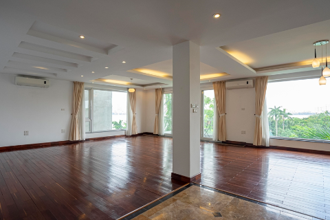 Gorgeous and lake view 3 bedroom apartment for rent on Quang Khanh street, Tay Ho