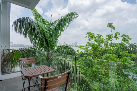 Gorgeous and lake view 3 bedroom apartment for rent on Quang Khanh street, Tay Ho