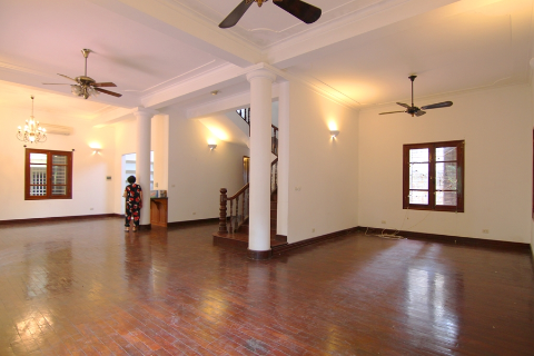 Spectacular 5 bedroom villa for rent in To Ngoc Van, close to West Lake