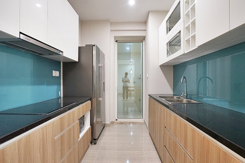 Bright and airy 3 bedroom apartment for rent in CIPUTRA, Hanoi