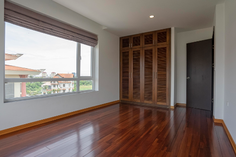 Spacious 4 bedroom apartment with a large balcony for rent in Tay Ho