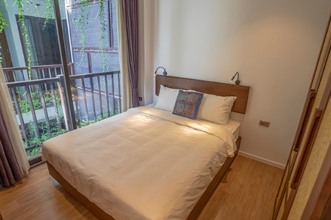 Bright Apartment 1 Bedroom For Rent in Ton That Thiep, Hoan Kiem