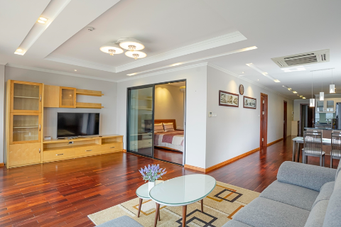 Lake view 2 bedroom apartment wwith a spacious balcony for rent on Xuan Dieu street, Tay Ho