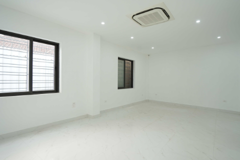 Nice Office Of Westlake Residence 3 For Rent In Tay Ho