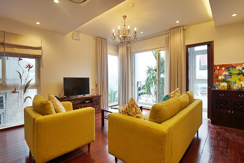 Lake view 2 bedroom apartment for rent in Au Co, Tay Ho