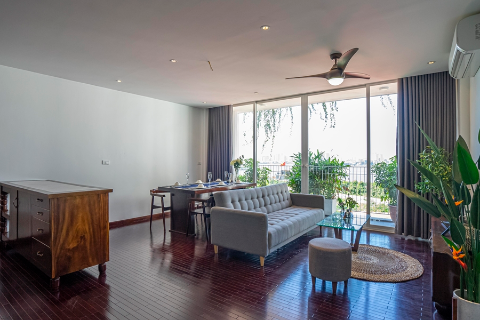 Spacious and lake view 3 bedroom apartment for rent in Tay Ho