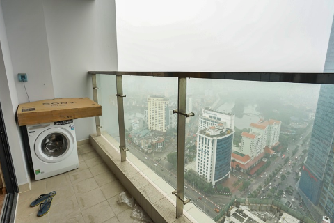 Elegant Apartment with 2 bedrooms for rent in Vinhomes Metropolis, Lieu Giai, Ba Dinh