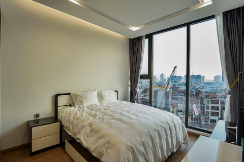 High-quality-standard 2 bedroom apartment for rent in Vinhomes Metropolis, Ba Dinh, Hanoi