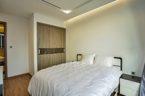 High-quality-standard 2 bedroom apartment for rent in Vinhomes Metropolis, Ba Dinh, Hanoi