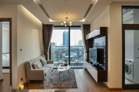 High-quality-standard 2 bedroom apartment for rent in Vinhomes Metropolis, Ba Dinh, Hanoi