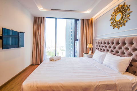 Modern 02 Bedroom Apartment for rent in Vinhomes Metropolis, Ba Dinh