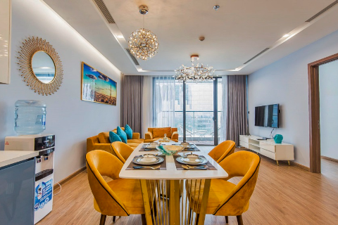 Luxurious 2 bedroom apartment for rent in Vinhomes Metropolis, Ba Dinh, Hanoi