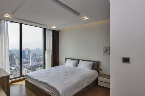 High Floor 2 Bedroom Apartment for rent in Vinhomes Metropolis, Lieu Giai, Ba Dinh