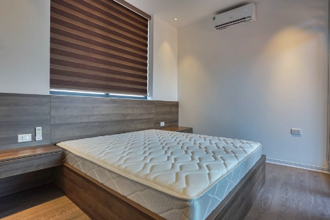 Bright 1 bedroom in Hoang Hoa Tham, Ba Dinh District.