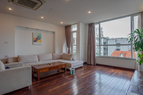 Charming 3 bedroom apartment for rent on Tay Ho street, nearby Somerset West Point Hanoi