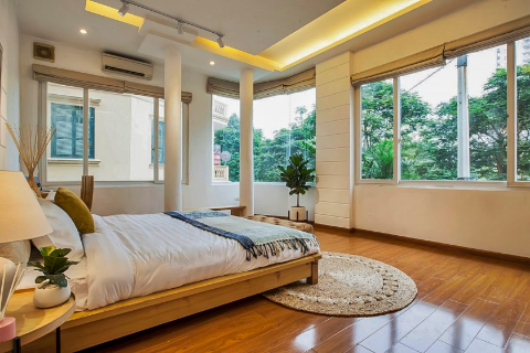 Cool 2 bedroom apartment for rent in Truc Bach Lake, Hanoi