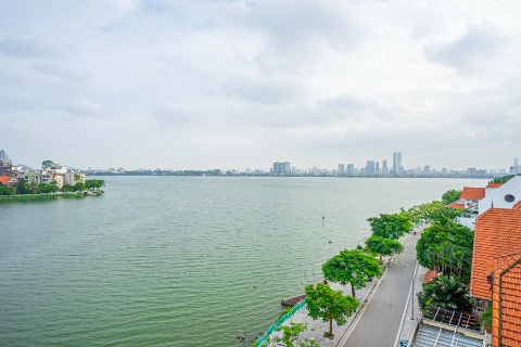 Lake view 2 bedroom apartment with a large balcony for ren on Quang An street, Tay Ho