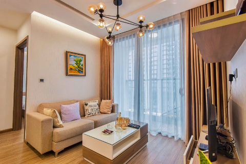 Beautiful 1 bedroom apartment for lease in Vinhomes Metropolis, Hanoi