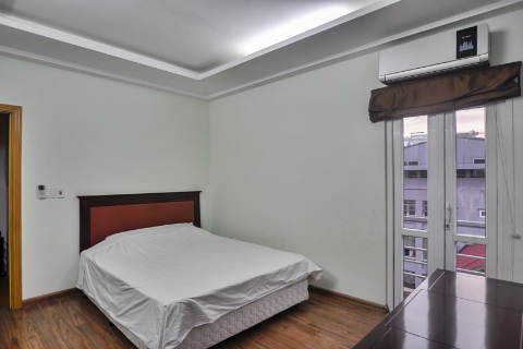 Good price 2 bedroom apartment for rent near Botanical garden, Ba Dinh