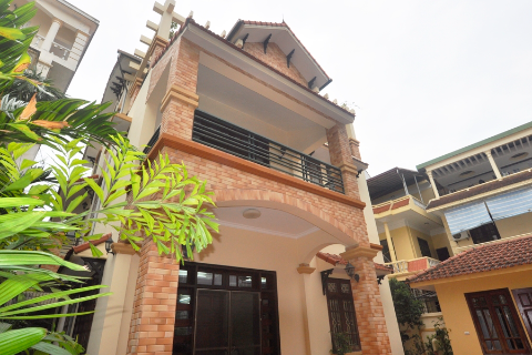 Cozy 5 bedroom house with courtyard and terrace for rent in Tay Ho, Hanoi