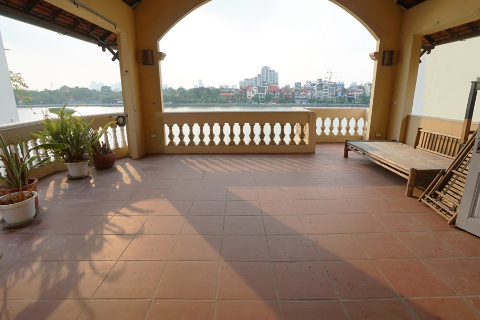 Lake view 4 bedroom house with a spacious courtyard for rent in Tay Ho, Hanoi