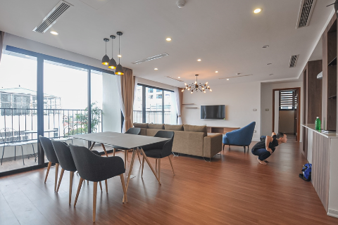 Good quality 4 bedroom apartment for rent in Tay Ho, close to Somerset West Point Hanoi