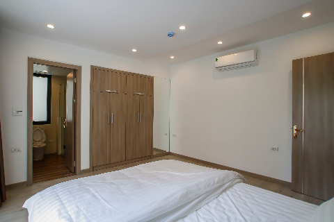 Bright Apartment for Rent in Hoang Quoc Viet street, Cau Giay district