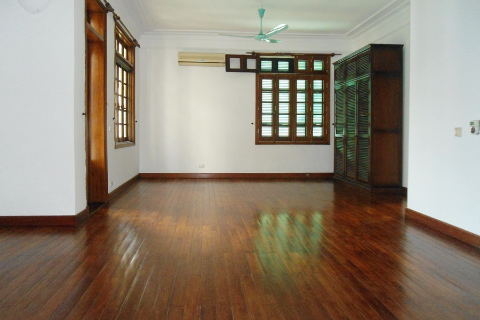 For lease good quality 4 bedroom house in Xom Chua, Dang Thai Mai, Tay Ho