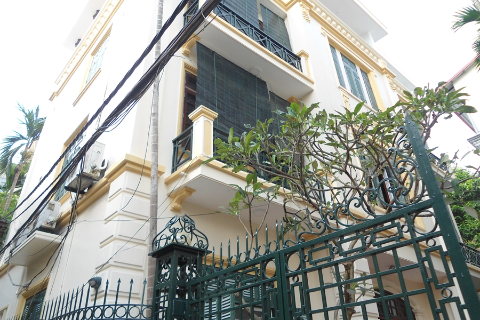 For lease good quality 4 bedroom house in Xom Chua, Dang Thai Mai, Tay Ho
