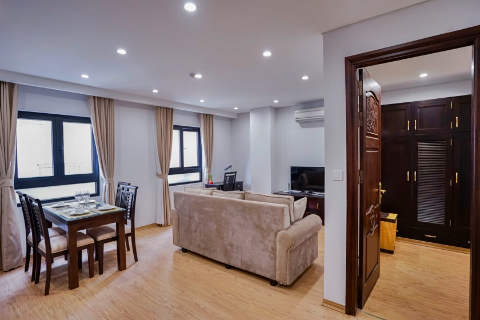 Nice 01 Bedroom Apartment For Rent in Cau Giay, near Indochina Plaza