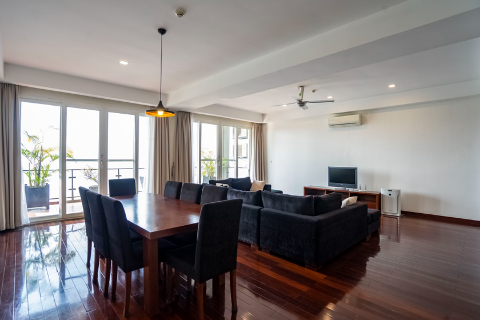 Lake view apartment with 3 bedrooms and a spacious balcony for rent in Tay Ho, free gym