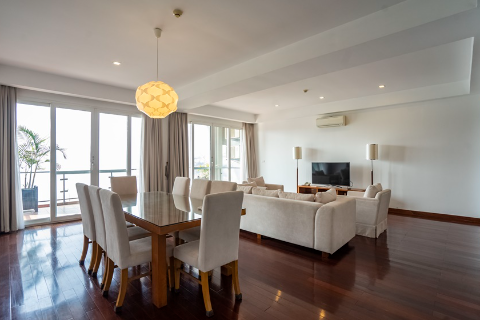 Lake view 3 bedroom apartment with a spacious balcony for rent on Xuan Dieu street, free gym