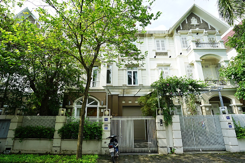 Newly renovated 5 bedroom villa for rent in T block, Ciputra Hanoi, near UNIS