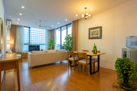 Lake view and beautiful 2 bedroom apartment for rent in Xuan Dieu, Tay Ho