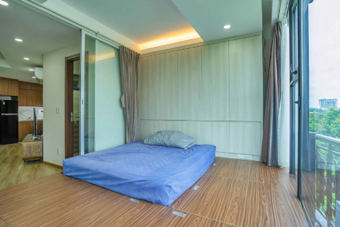 Lake view Apartment For Rent in Truc Bach with 2 Bedrooms, Ba Dinh.