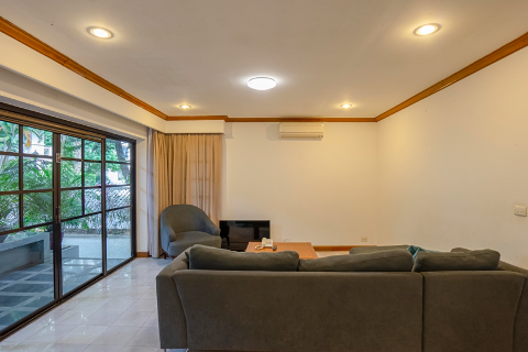 Beautiful gadern villa with 3 bedrooms, garage for rent in Tay Ho, free gym and swimming pool