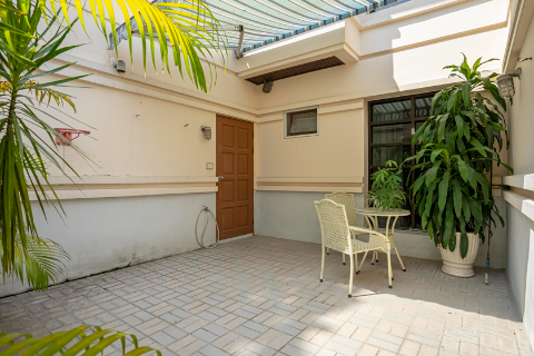 Beautiful gadern villa with 3 bedrooms, garage for rent in Tay Ho, free gym and swimming pool