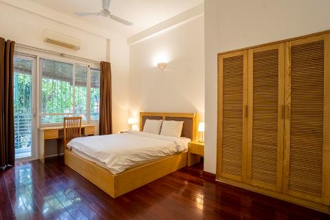 Spacious and lake view 3 bedroom apartment for rent on Quang Khanh street, Tay Ho