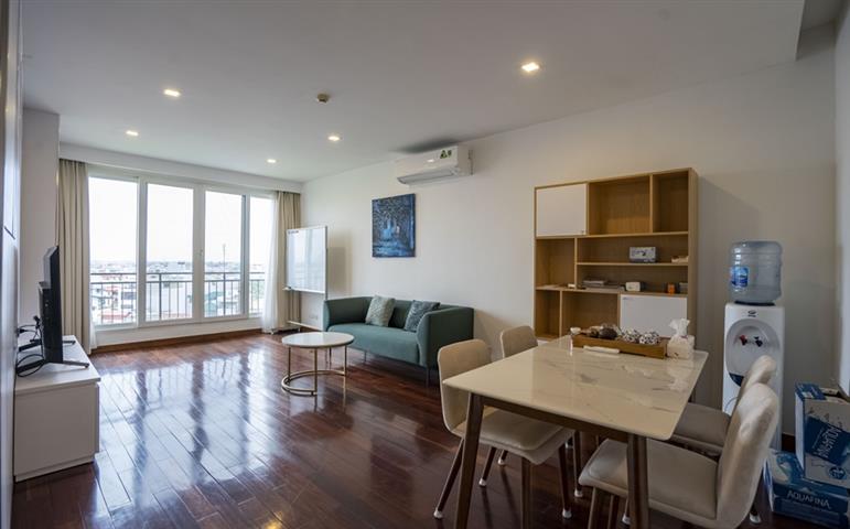 Spacious 1 bedroom apartment on the top floor for rent on Xuan Dieu Street, Tay Ho