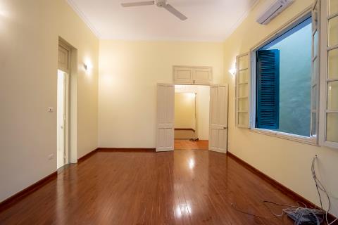 Newly renovated 4 bedroom house for rent in Dang Thai Mai, near the lake