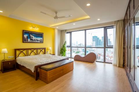 Beautiful & spacious 4 bedroom apartment for rent in To Ngoc Van, Tay Ho