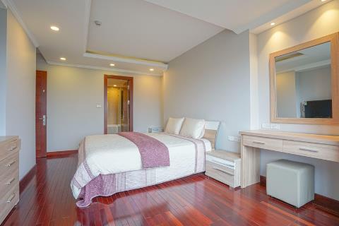High quality 2 bedroom apartment for rent on Xuan Dieu street, Tay Ho