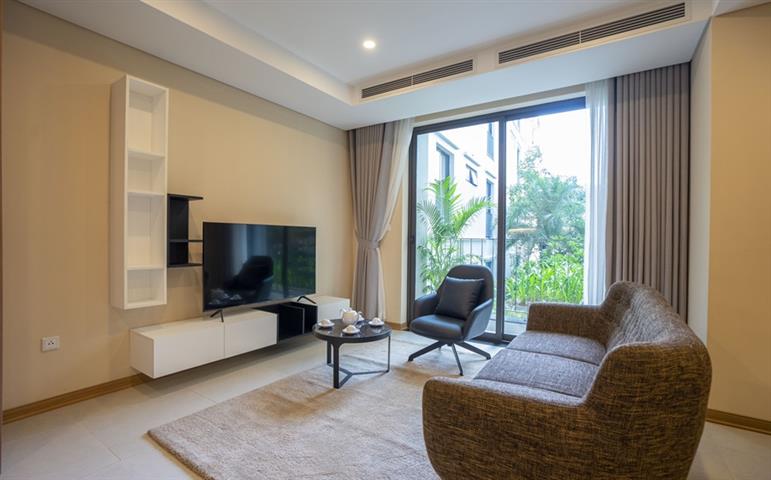 Modern and bright 2 bedroom apartment for rent in Tay Ho, near Somerset West Point Hanoi