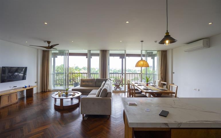 Gorgeous apartment with 4 bedrooms and lake view for rent in Tay Ho