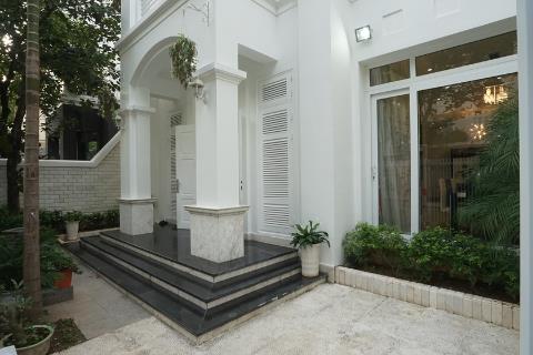 Modern and bright 3 bedroom villa for rent in T Block, Ciputra Hanoi